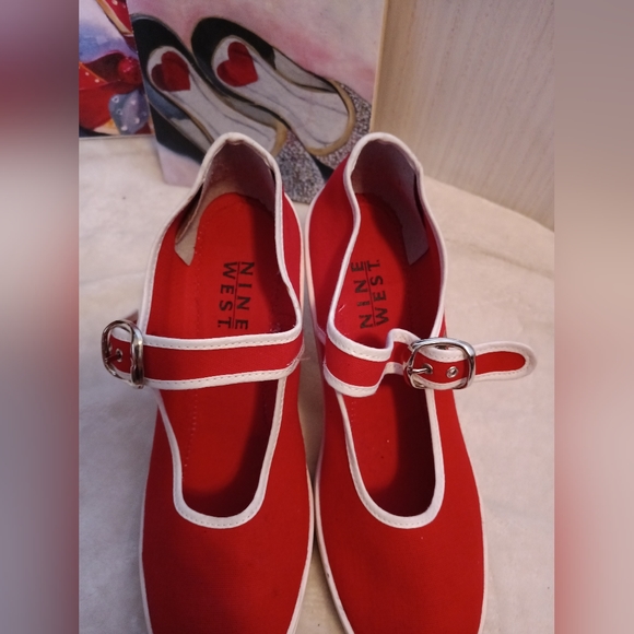 Nine West heels - Picture 3 of 7